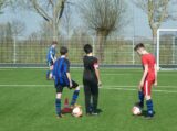 Training van ST D.Z.C. '09/S.K.N.W.K. JO14-1JM van zaterdag 15 april 2023 (40/70)